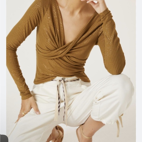 NWT Anthropologie Viscose Blend Twist Front Shimmer Top Size Large - Picture 6 of 6